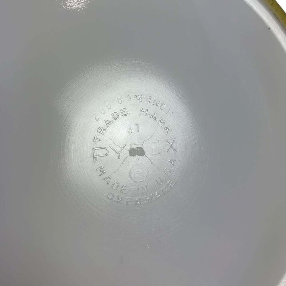 Vintage Pyrex 8.5 Inch Desert Dawn Yellow Speckled Pie Plate Ovenware #209 USA - Picture 8 of 8